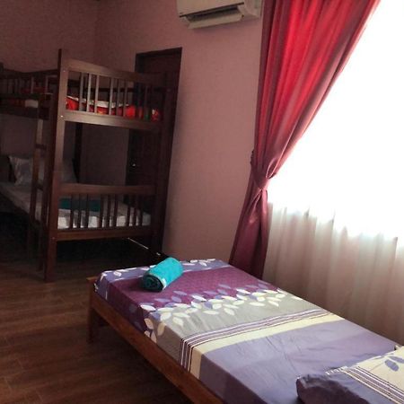 Homestay D' Sepangar Hills Кота-Кінабалу Екстер'єр фото