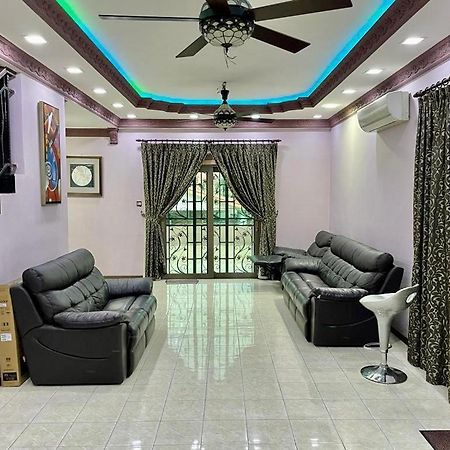 Homestay D' Sepangar Hills Кота-Кінабалу Екстер'єр фото